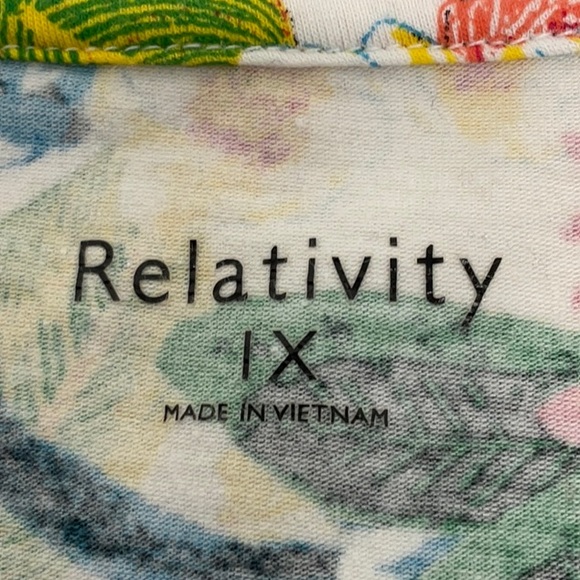 Relativity women’s 3/4 sleeve top, size 1X - Picture 2 of 5